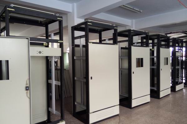 佛坪控制柜-3683厂家控制柜检修需要注意的